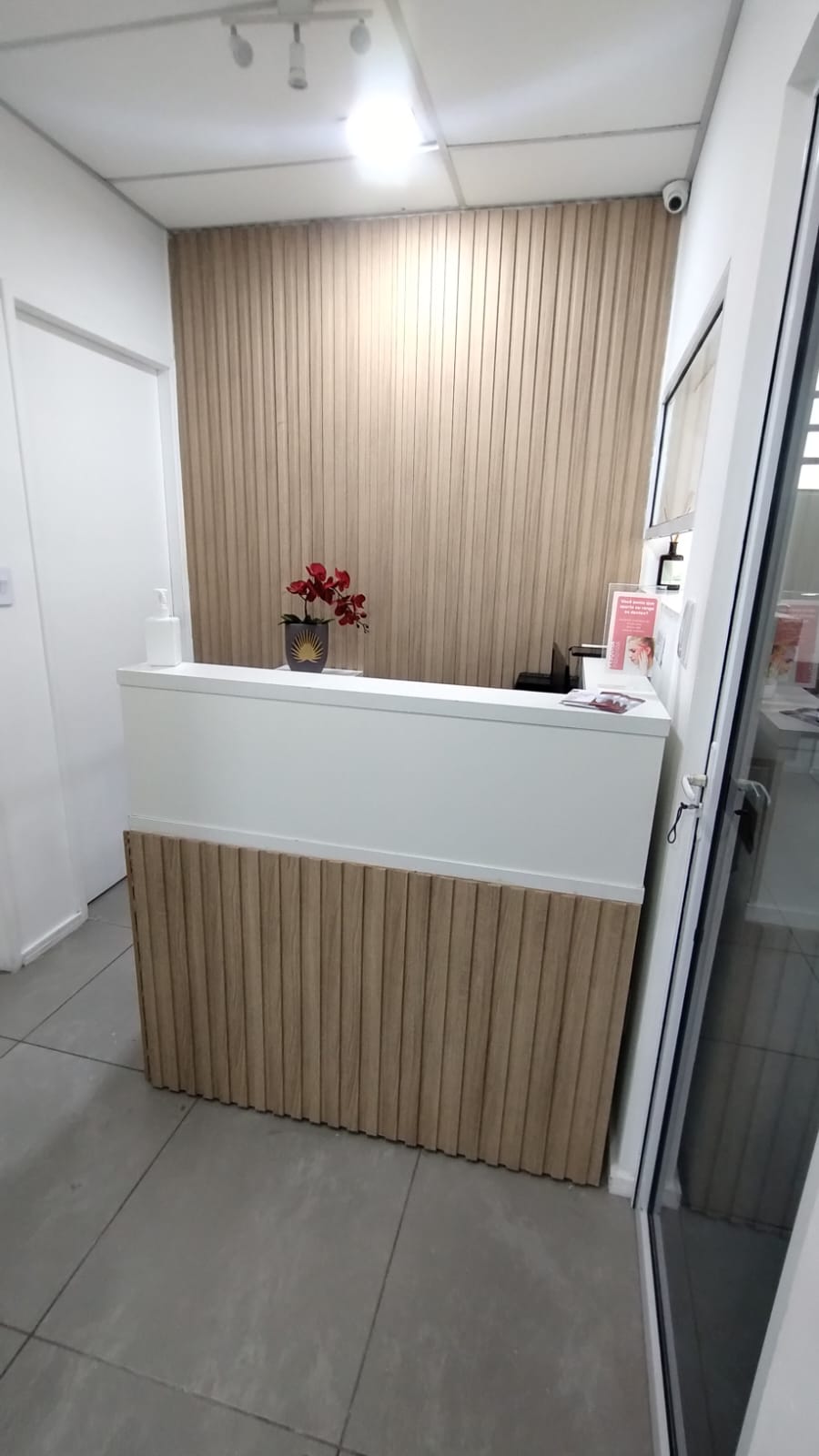 Recepção da P&S Odontologia – vista alternativa